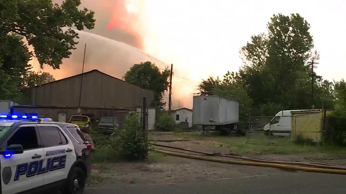 Birmingham firefighters battle large pallet fire