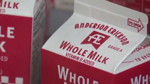 iowa dairy farmers could see boost from new whole milk law