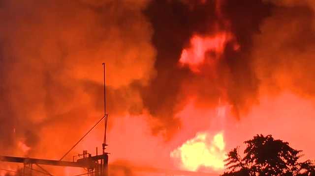 Crews battle massive fire at old California Shellfish Company - Vimarsana News