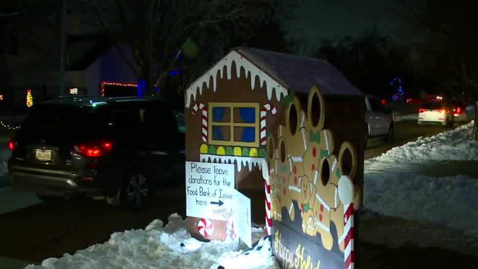 Gingerbread Lane in Ankeny brings joy and fundraises for those in need