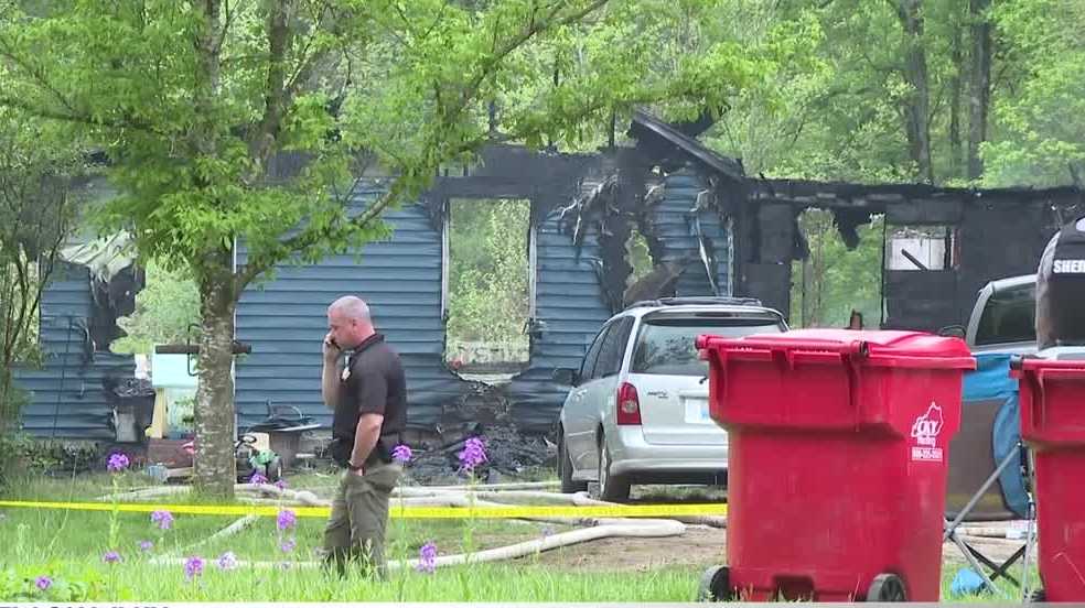 Father charged in deadly Kentucky house fire that killed his two ...
