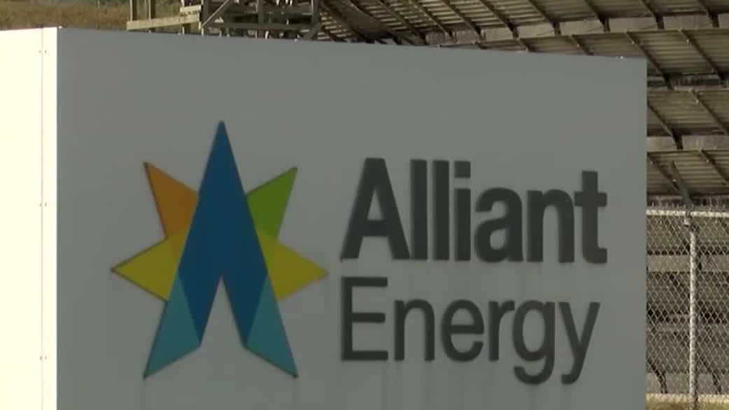 Residents raise concerns over proposed natural gas plant in eastern Iowa