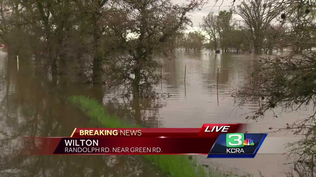 Wilton residents advised to evacuate as waters rise