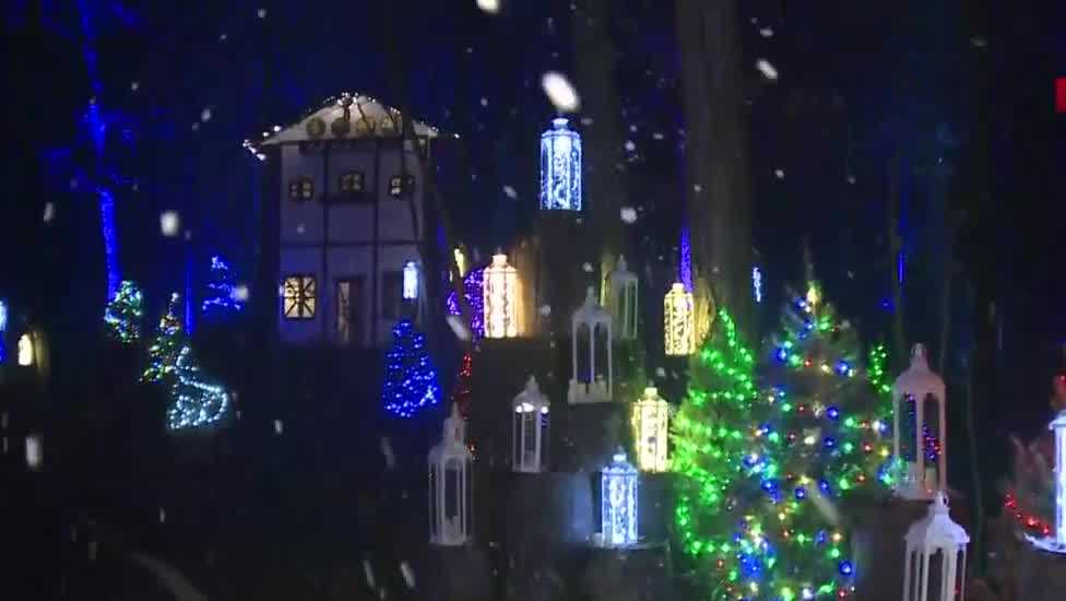 Millions of Christmas lights illuminate Iroquois Park at new holiday event