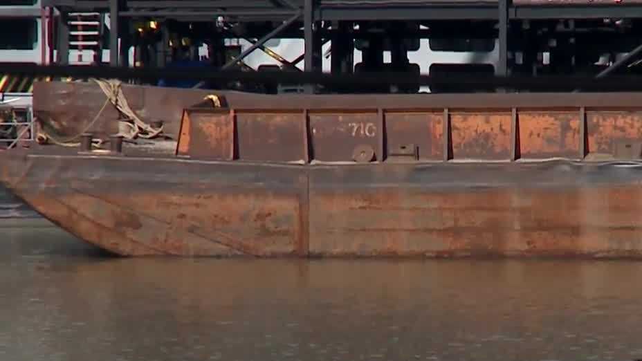 LMPD recovers body found floating in Ohio River