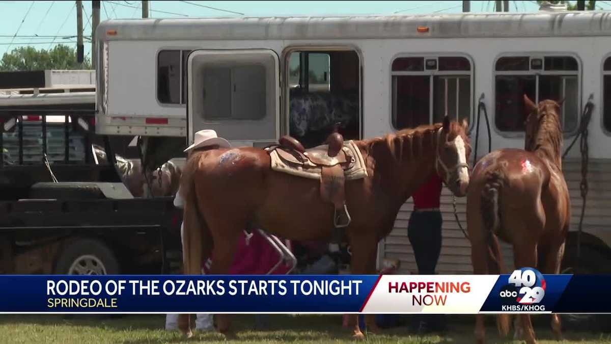 Rodeo of the Ozarks begins with parade