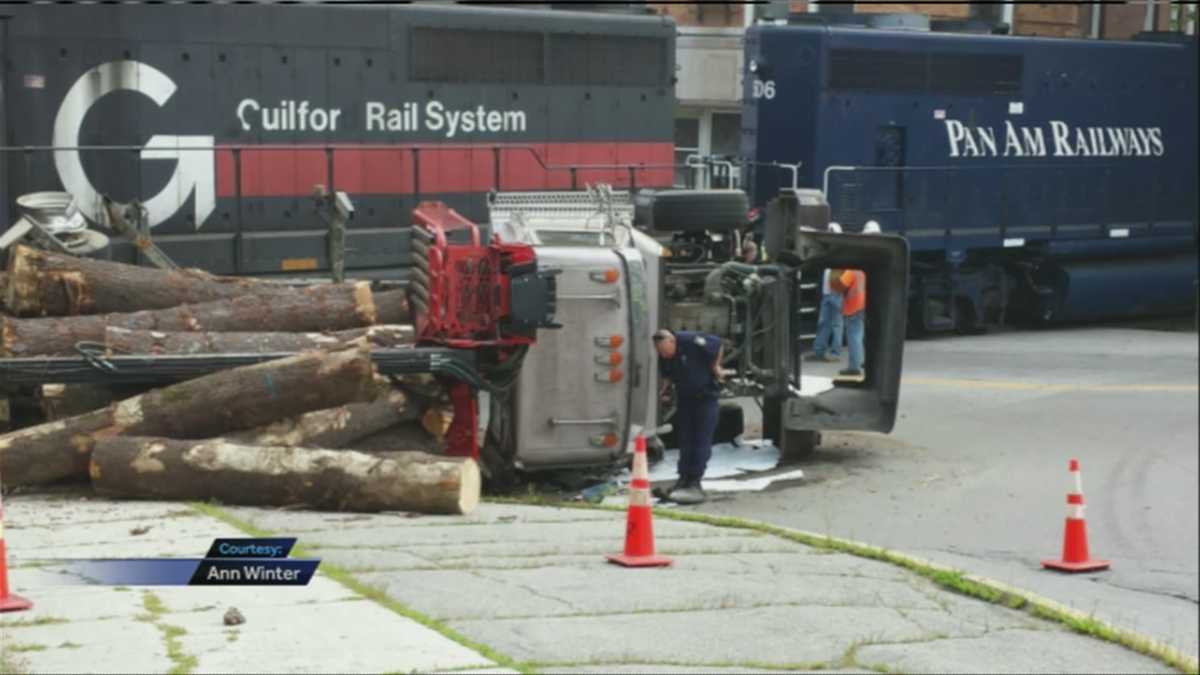 Train accident shuts down Main Street in Livermore Falls