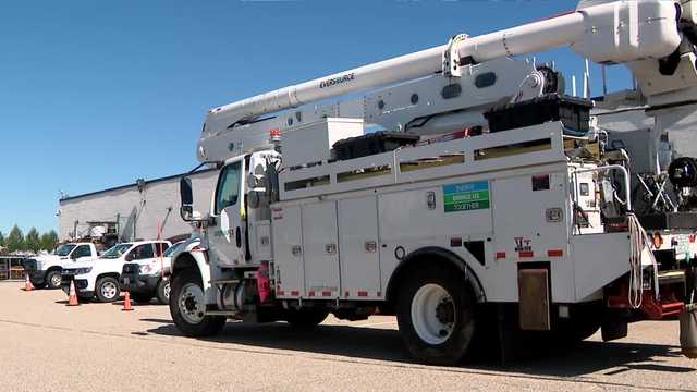 Utility crews in NH prepare for outages as Hurricane Lee moves north - Vimarsana News