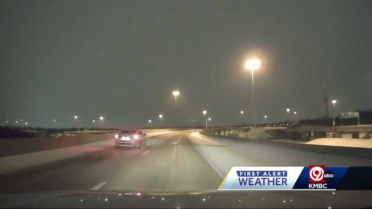 MODOT training new snowplow drivers during first winter storm