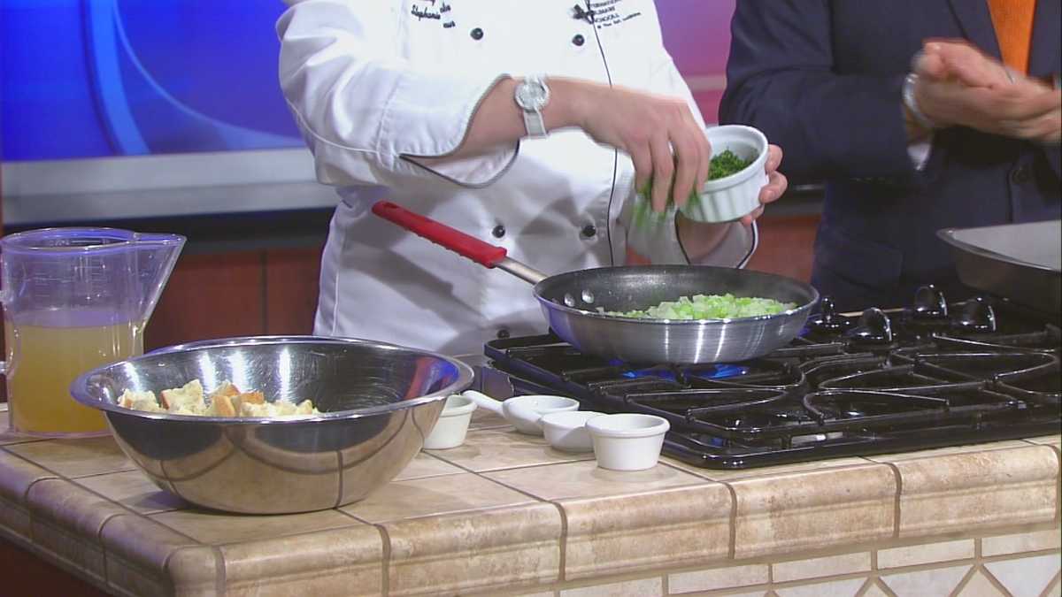 Culinary instructor gives Thanksgiving cooking tips