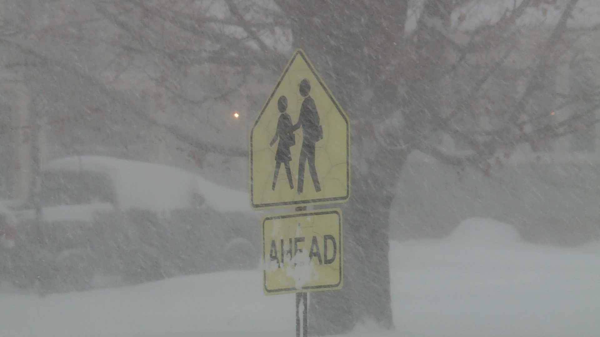 Maine parents have mixed opinions on first snow day of school year - Vimarsana News