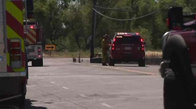 Sacramento grass fire threatens nearby structures, officials say