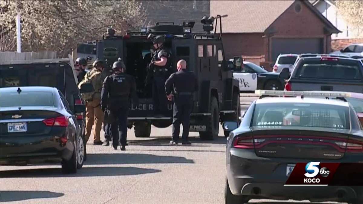 Edmond police standoff with suspect after shooting