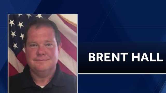 Bullitt County police officer dies from heart attack while working off duty