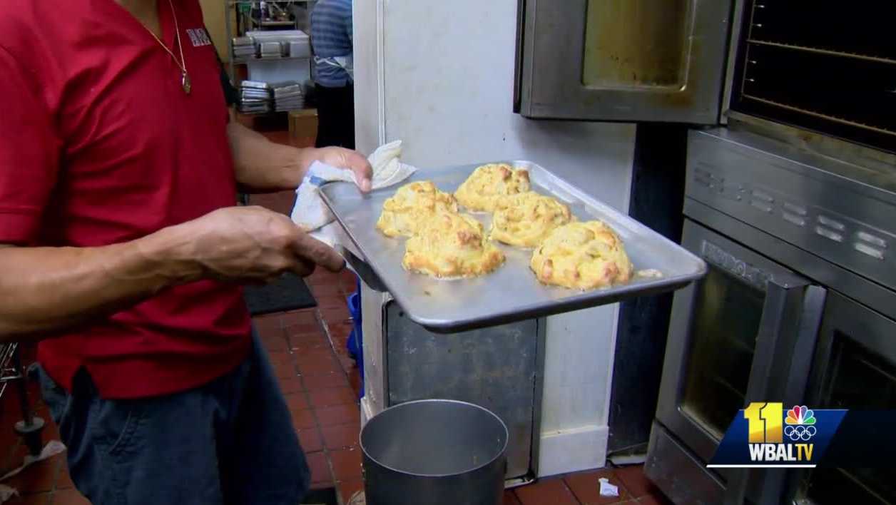 Restaurateurs, patrons react to increase in crab meat prices - Vimarsana News