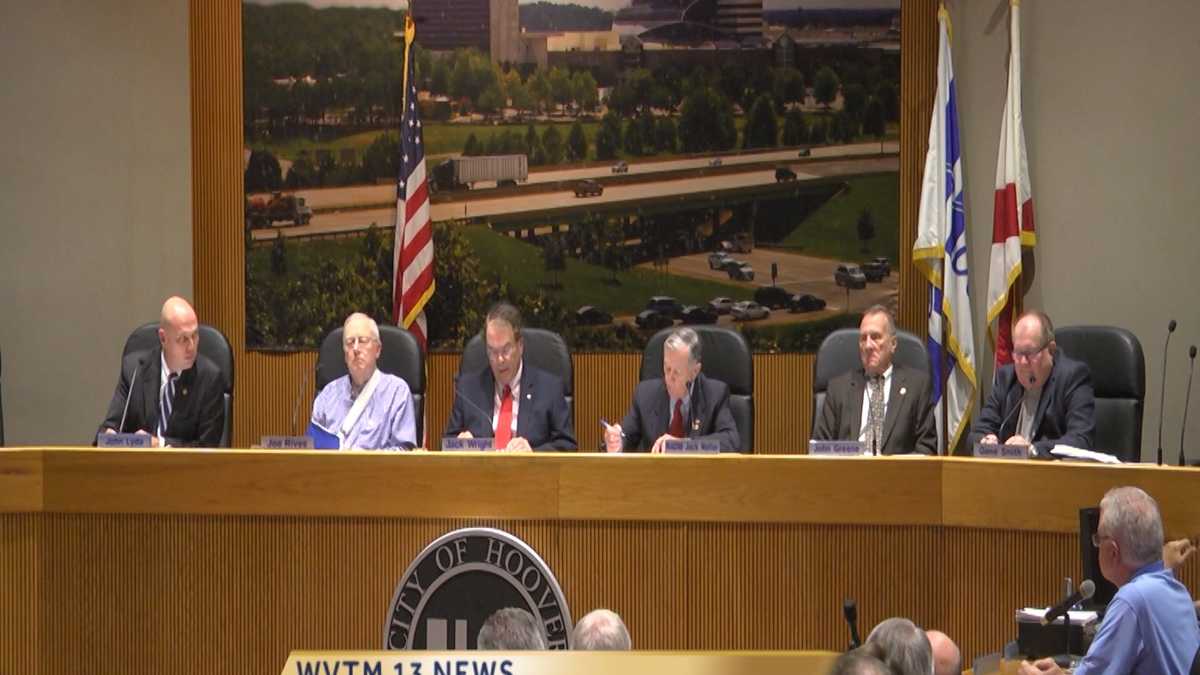 Hoover City Council approves Costco liquor license