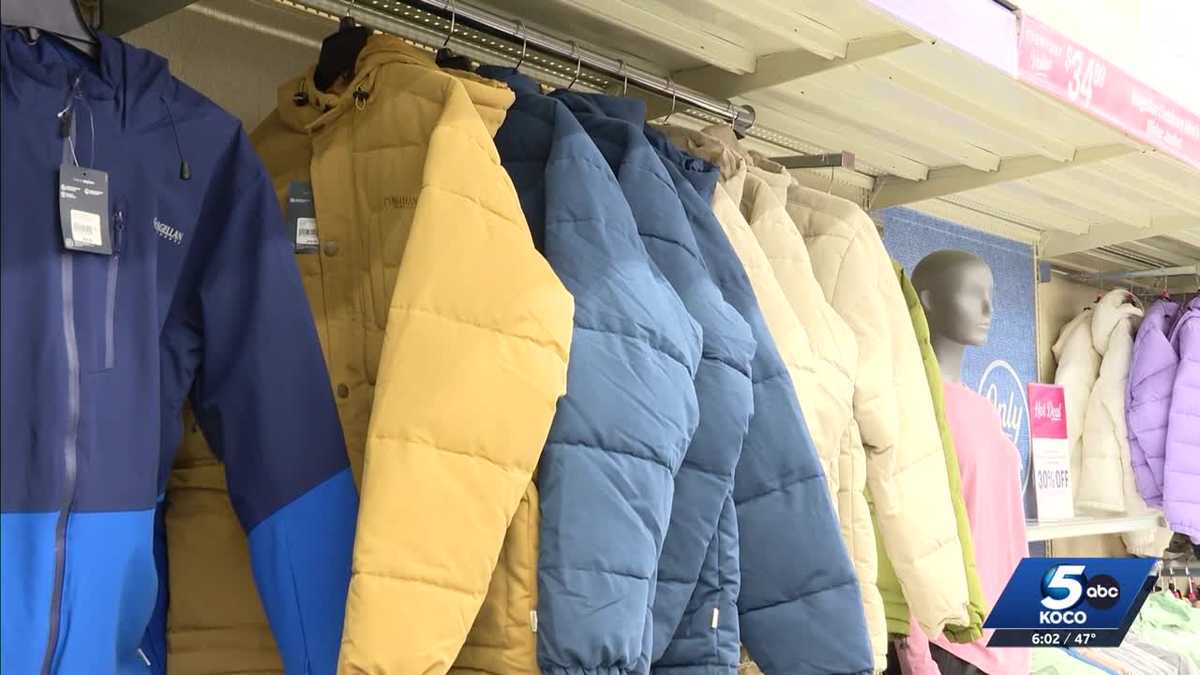 Oklahoma stores see increased traffic as residents prepare for winter weather