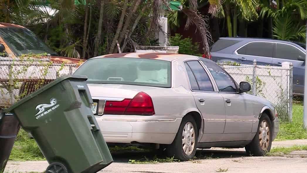 Delray Beach drivers could soon face $250 fines for blocking sidewalks