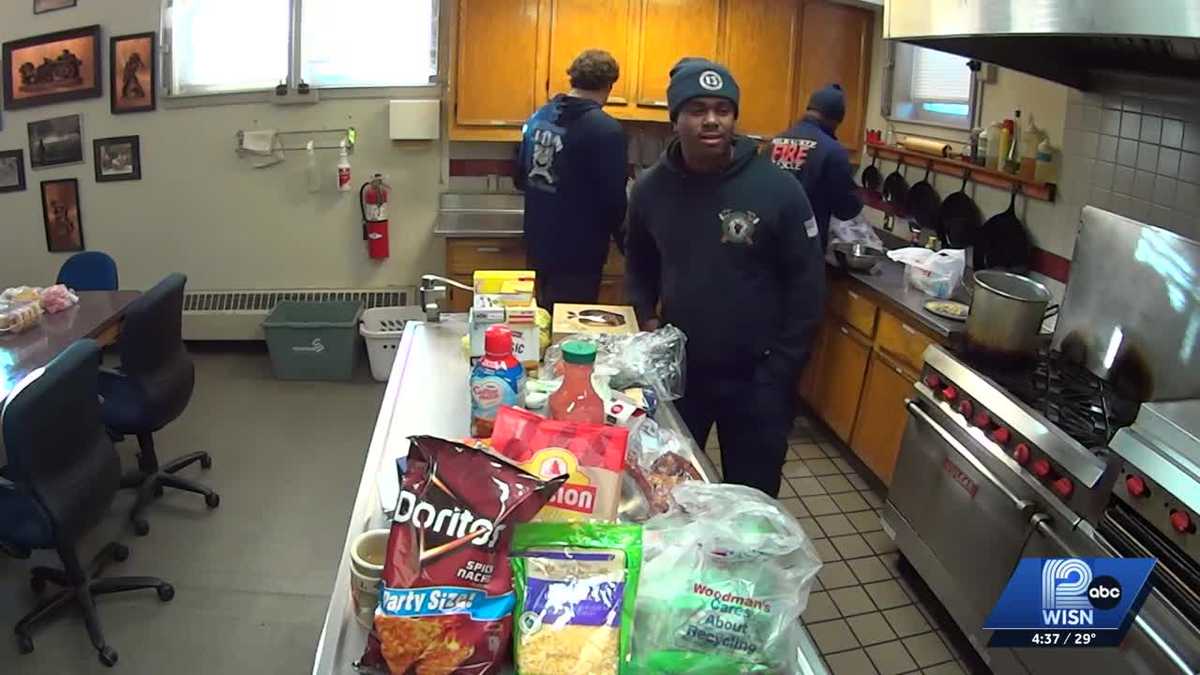 On-duty firefighters celebrate Thanksgiving at Milwaukee's busiest firehouse
