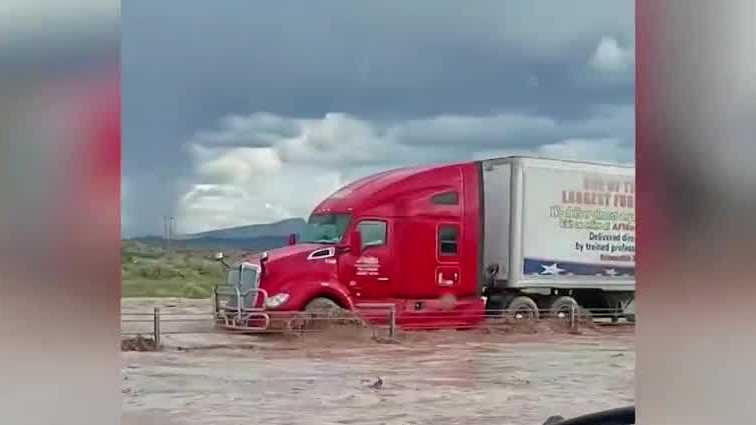 Flooding disrupts Rail Runner Express, I-25 traffic