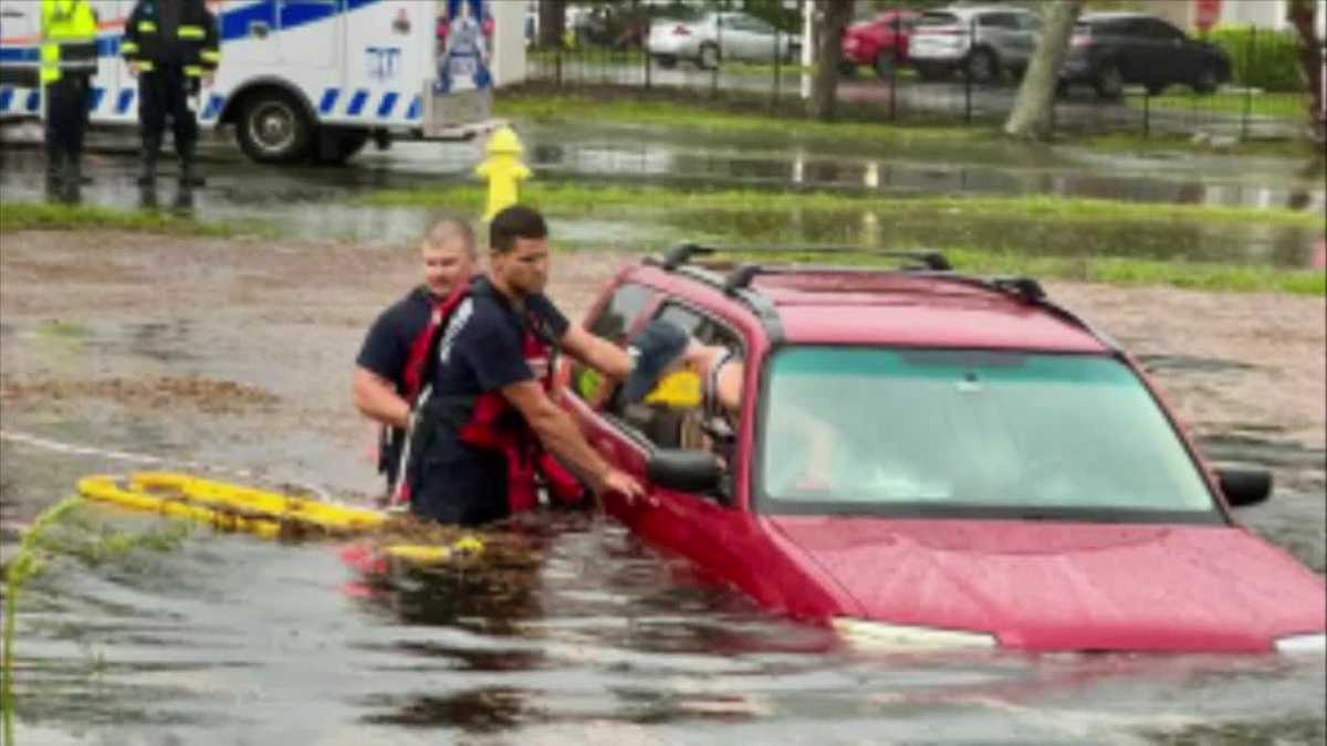Man saved after SUV plunges into ditch during storm in south Fort Myers