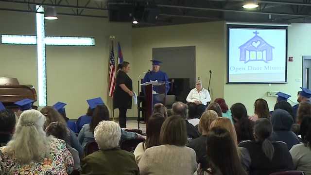 18 people graduate from the Open Door Mission's new life program - Vimarsana News