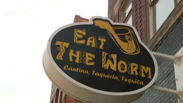 Omaha bar and grill relocate after eviction, building code violations - Vimarsana News