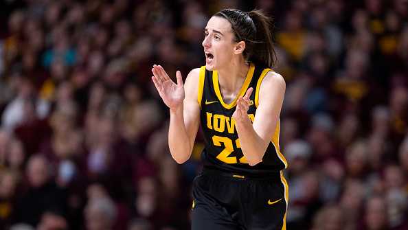 Caitlin Clark signs deal with Panini sports cards
