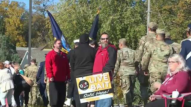 Bellevue honors veterans with annual breakfast, parade