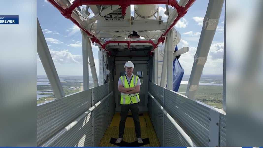 Iowa native works on Artemis II