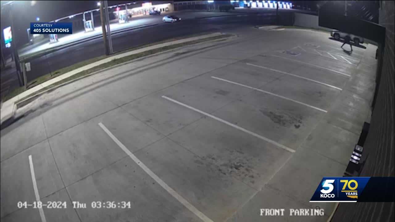 OKC metro cellphone stores band together after similar break-ins - Vimarsana News
