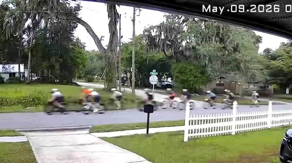 Video captures moment driver struck 8 bicyclists in Florida - WJCL