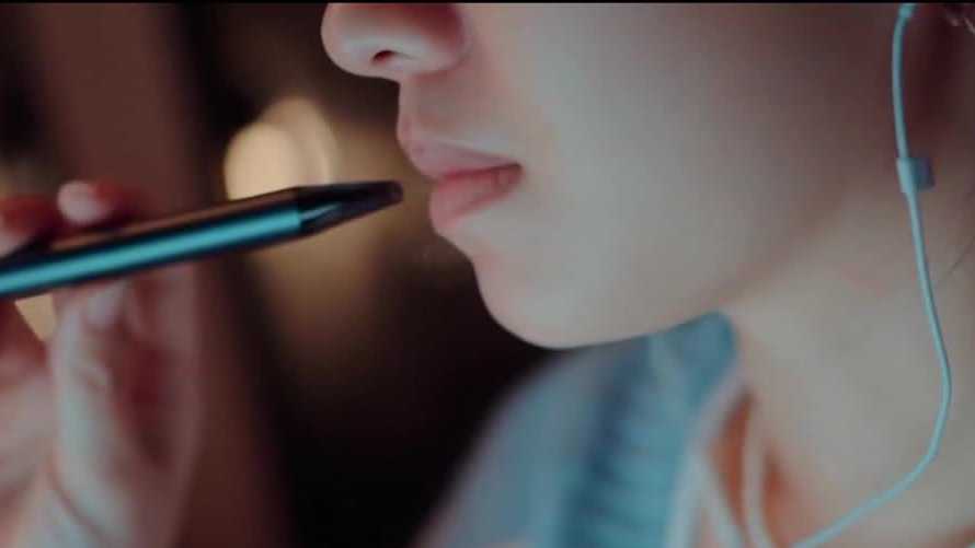 950+ vapes and e-cigarettes seized from smoke shops by police