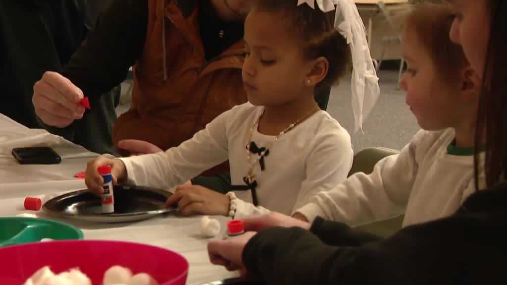 'Penguin Prom' encourages early literacy with hands-on activities