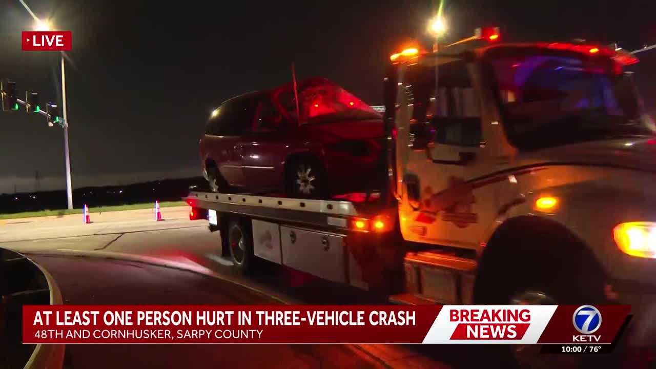 One person critically injured in Sarpy County crash
