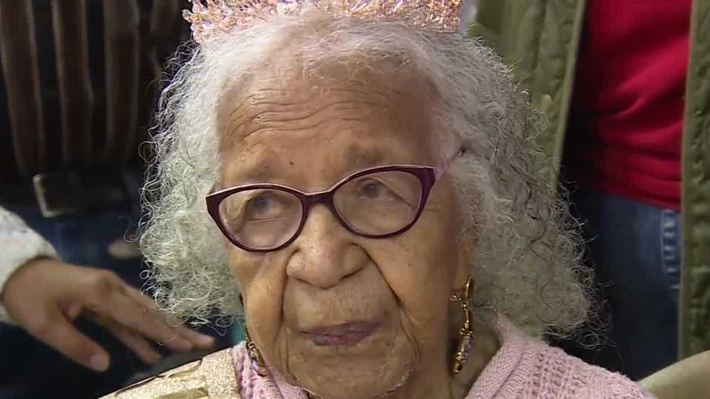 Woman turning 104 years old shares advice for younger generations - Vimarsana News