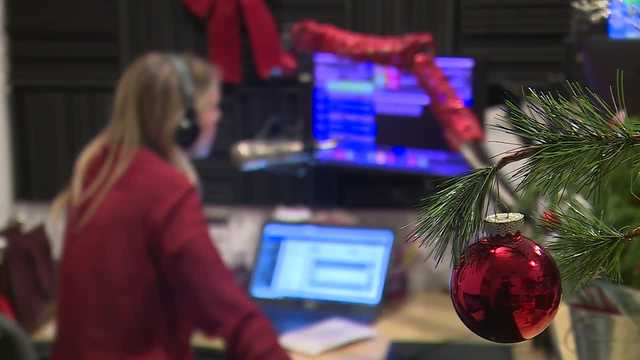 Kansas City radio station flips to 24/7 Christmas music - Vimarsana News