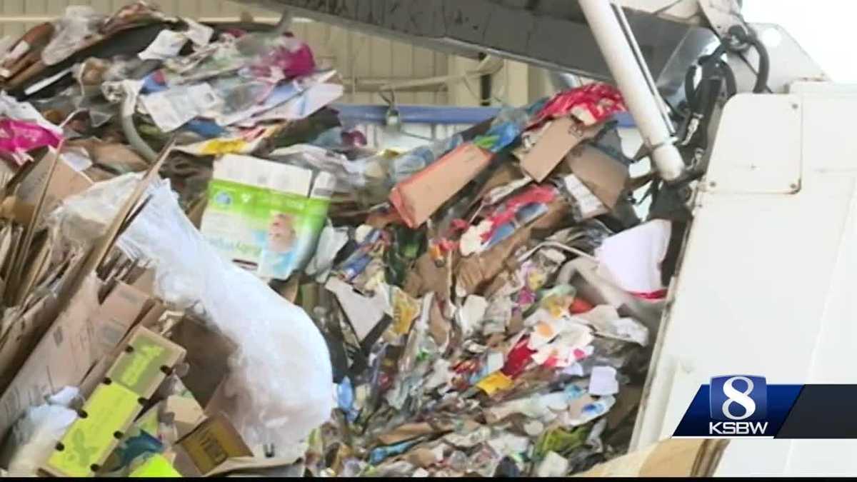 Monterey waste management district no longer recycling plastic bags starting in August
