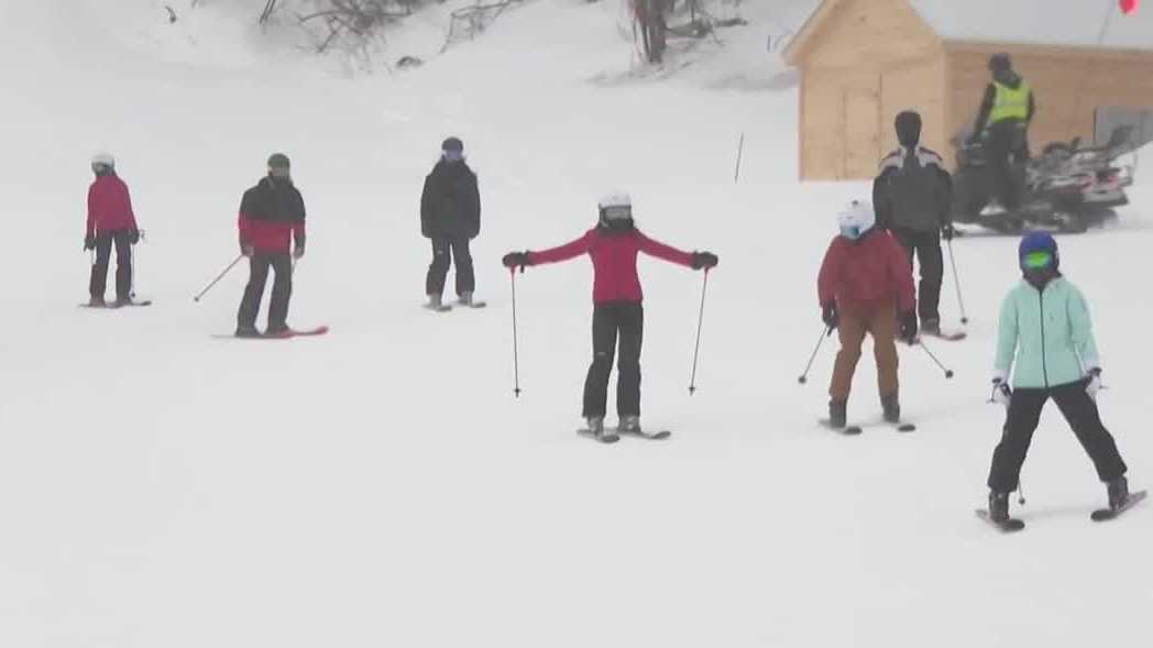 New England ski resorts prepare for Presidents Day weekend