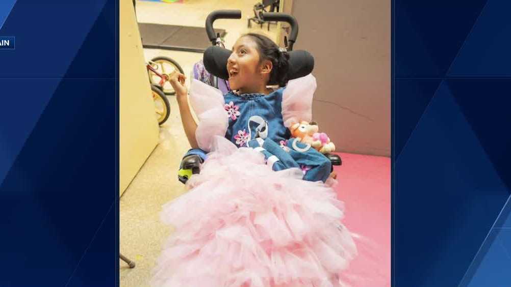 Iowa State University students create customized adaptable clothing for kids with disabilities