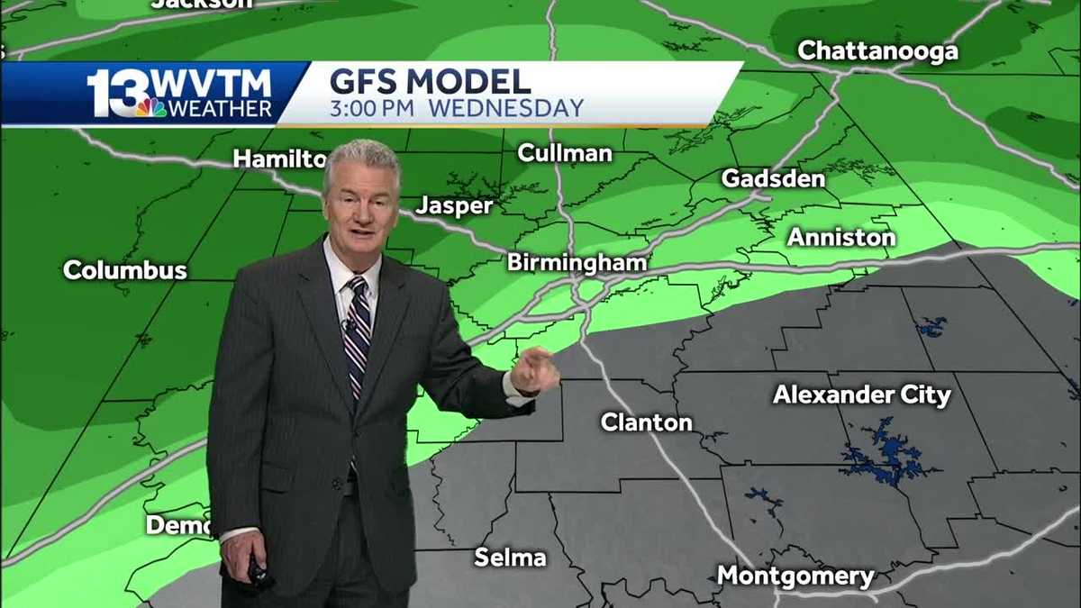 Rain chances gradually increase this weekend