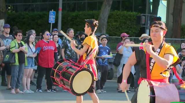 Sacramento's AAPI Night Market celebrates community - Vimarsana News