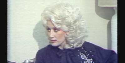 Dolly Parton says belief in God kept her sane in 1978 interview