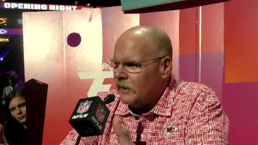 Andy Reid survives the heat in Philadelphia - The San Diego Union