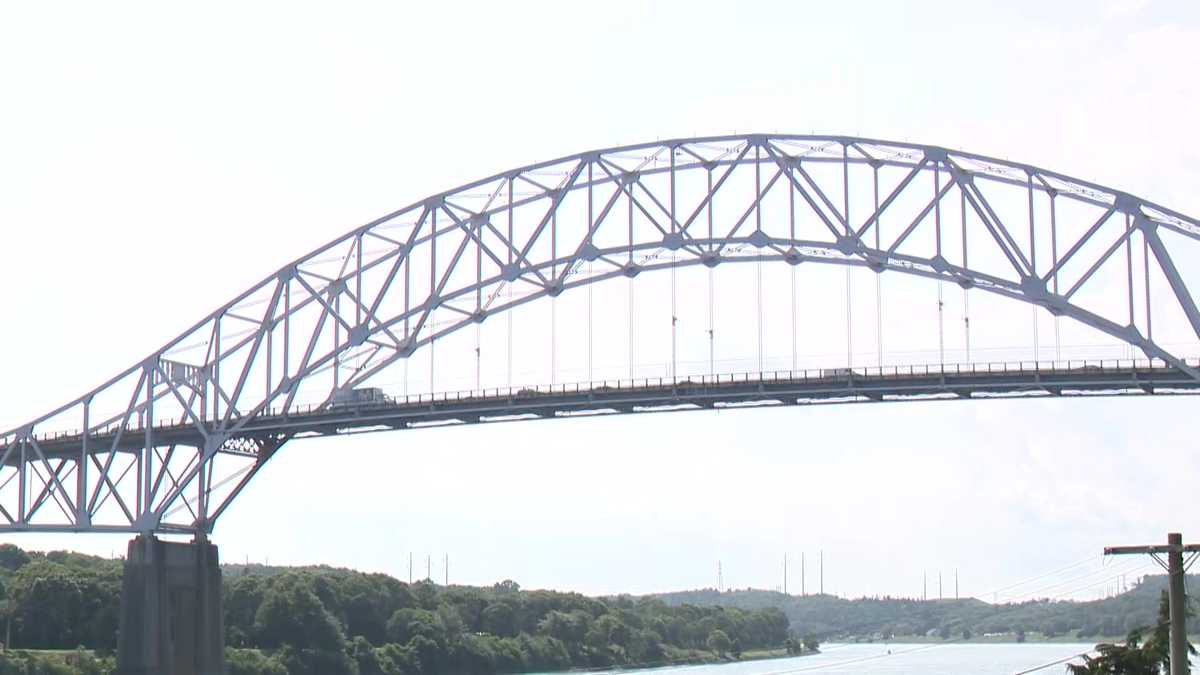 Cape Cod bridge 'down payment' included in federal budget