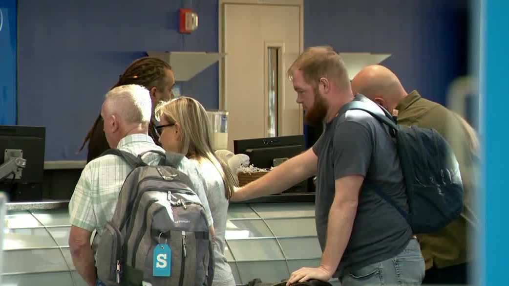 Sacramento travelers caught in nationwide flight disruptions as winter storm hits