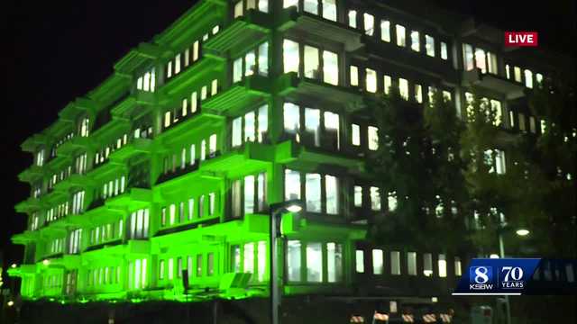 Santa Cruz County building lights up green for veterans - Vimarsana News