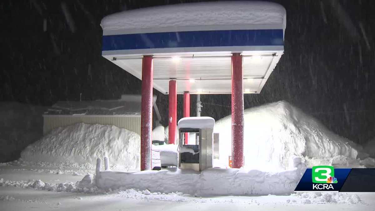 I-80 remains closed as snow piles up in the Sierra