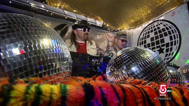 Disco, dancing, and glitter fill the air at this Cambridge venue - Vimarsana News