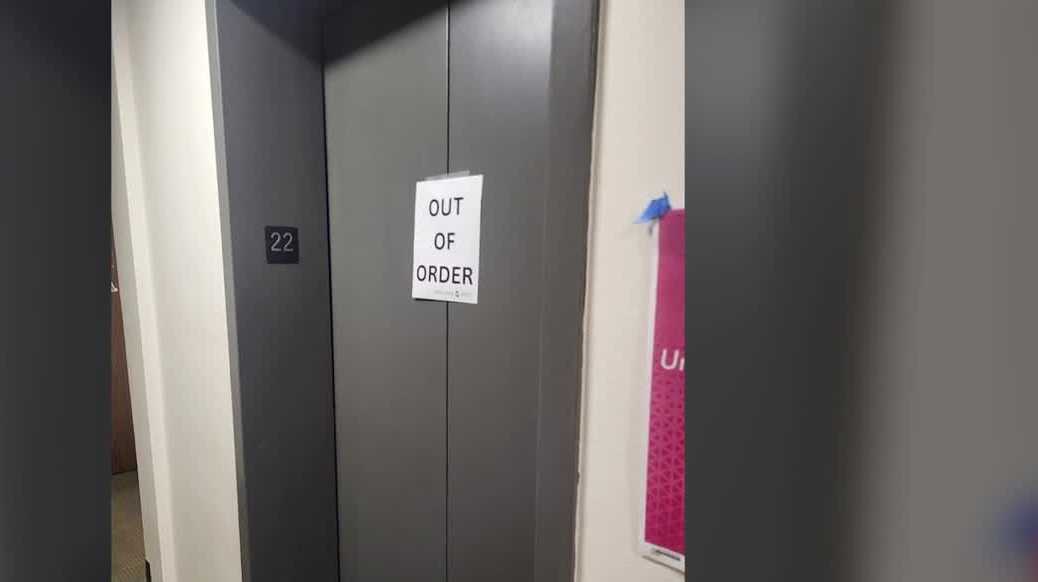 UWM students raise concerns over elevator outages at Sandburg Hall